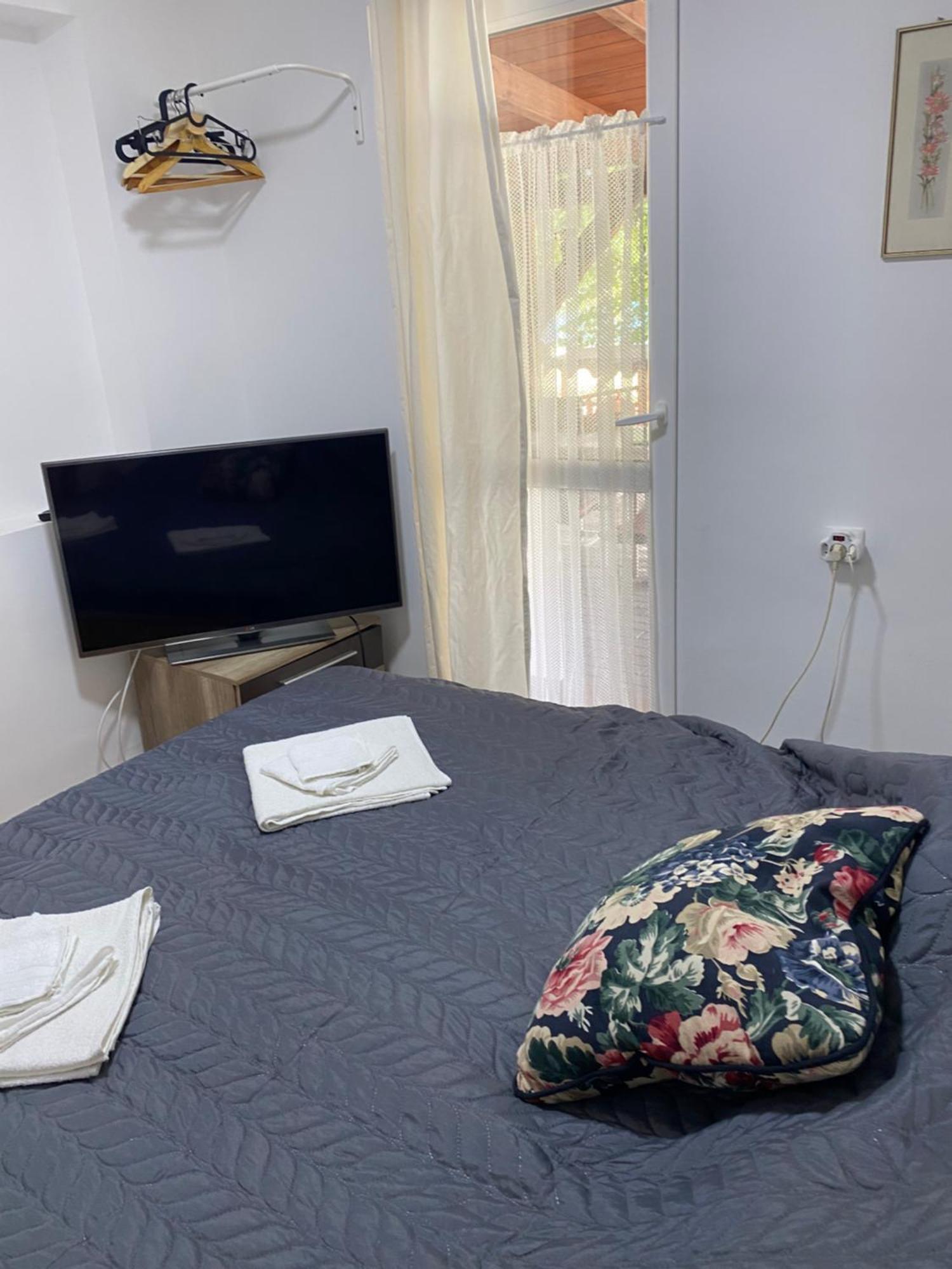 Eszter Apartman Villa บาลาตอนมารีอาเฟือร์เดอ ภายนอก รูปภาพ